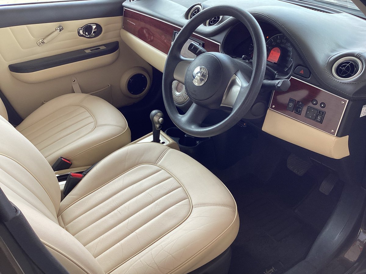 Mitsuoka_Tajimi's tweet photo. ★入庫情報★
光岡ビュートⅢ 1.2LX

外装色: シトリンブラウン
内装色: ベージュ

 3代目ビュートが入庫しました。
ブラウンの外装にベージュの本革シート、ナビTV、バックカメラ、ETC付き

現在、多治見店にて展示販売中です☺️ https://t.co/wE2n9pgDVc