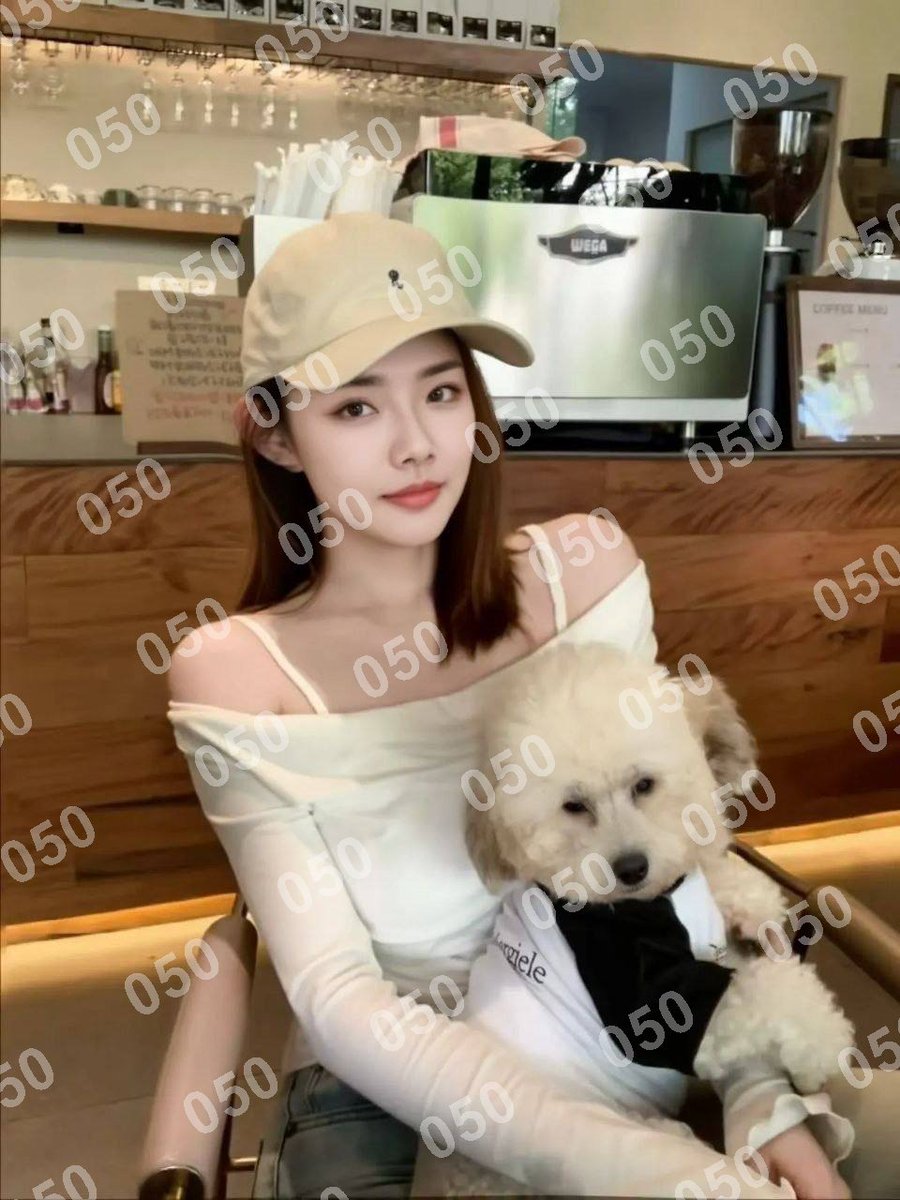 Mega__lia's tweet photo. 👉助理@chunlibey
看上了请截图妹子便客服快速安排
忆生活，看光看影看风景，遇山遇水遇一人，只一眼，余生便都是你。
台州市仙居县仙居县青年广场
#台州 https://t.co/HX4nE6TKyf