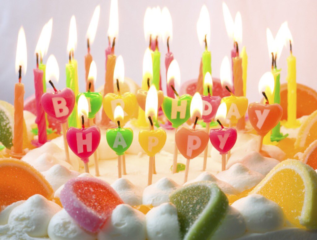 nandomosareo's tweet photo. @hhnmk587106 お誕生日おめでとうございます🎂🎉🍾
楽しく素敵な一年になりますようお祈りします🙏🙏🙏 https://t.co/228YEhuzxo