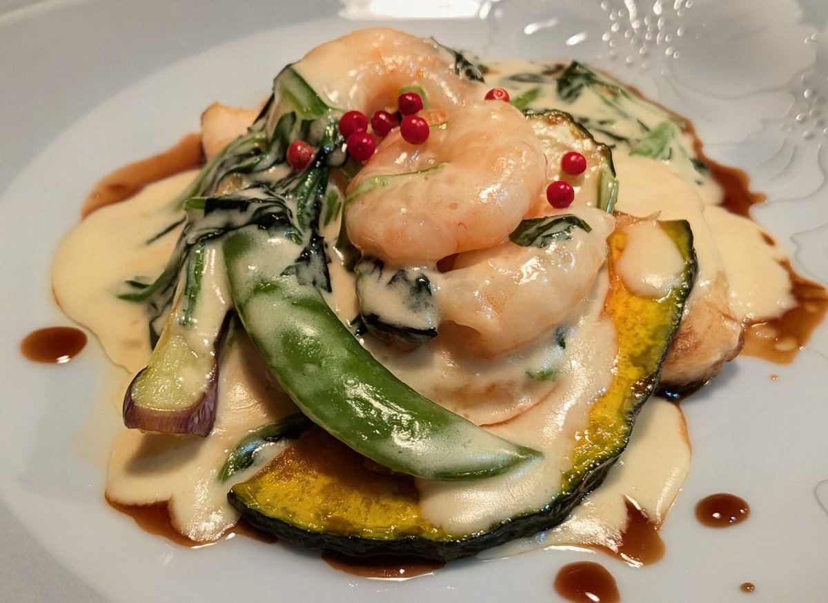 reservation46's tweet photo. 昨夜の絶品洋食。
カジキのムニエル、夏野菜添え。
このクリームソース！
#吉良亭
#東十条 https://t.co/4ITtOclAV5
