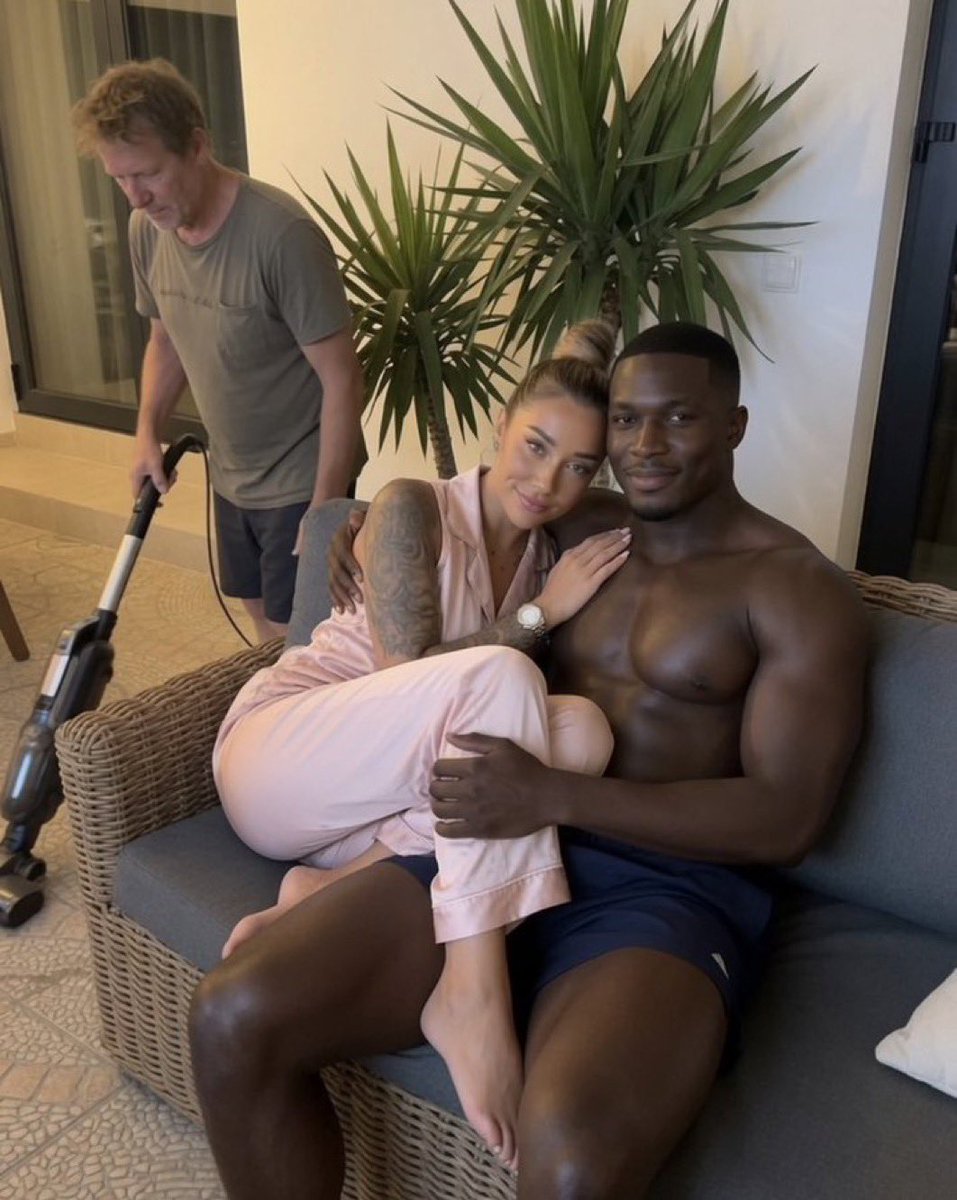 ceo_black7's tweet photo. افضل صديق للعائلة 🫂🍆🍑🐷🥵🔥 https://t.co/2jub5GKQ5k