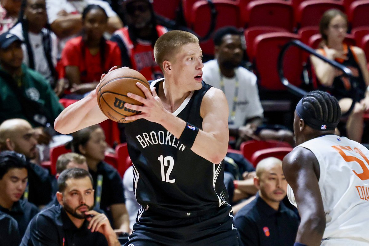 sahil_mittal24's tweet photo. Former #Illini Ben Humrichous in 19 minutes for Brooklyn today at NBA Summer League:

9 PTS (3-5 3PT)
5 REB
0 TO

The Nets defeated the Knicks 91-65. https://t.co/I7xhgKmnc2