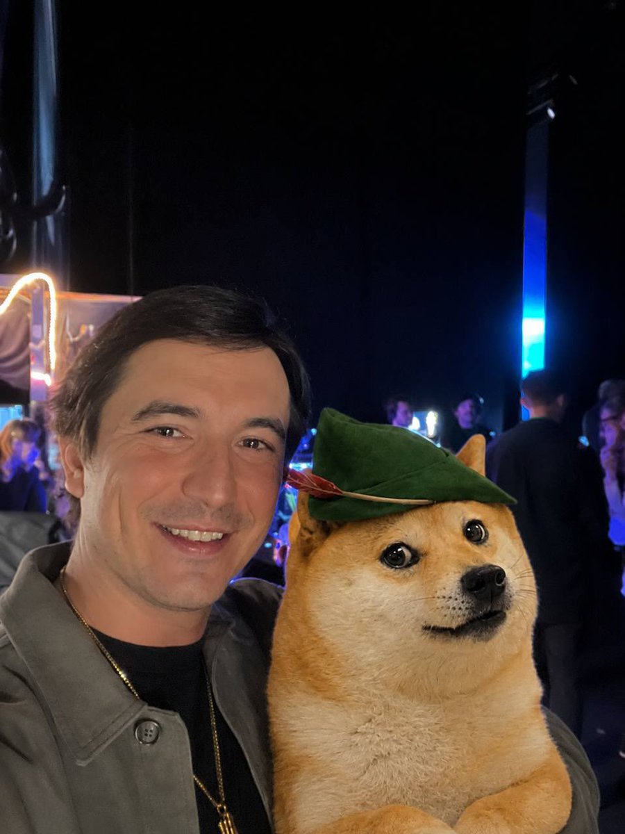 robindogetoken's tweet photo. @vladtenev @tokenterminal @RobinhoodApp Do you remember me ? @vladtenev your Robinhood Doge https://t.co/b1OvZjE9f8