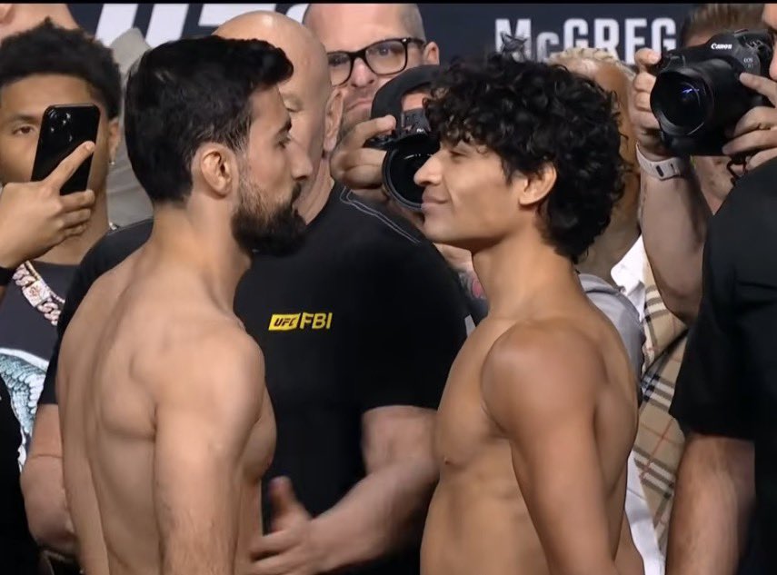 JT_Lines's tweet photo. Garza got MOTION 😩😩😩 https://t.co/TSW2FIwama