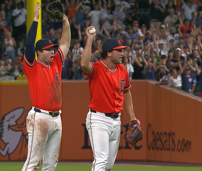loganreever's tweet photo. The @tigers are now 7-1 in the orange jerseys

They have outscored teams by 27 runs https://t.co/0eIE3MTMKe