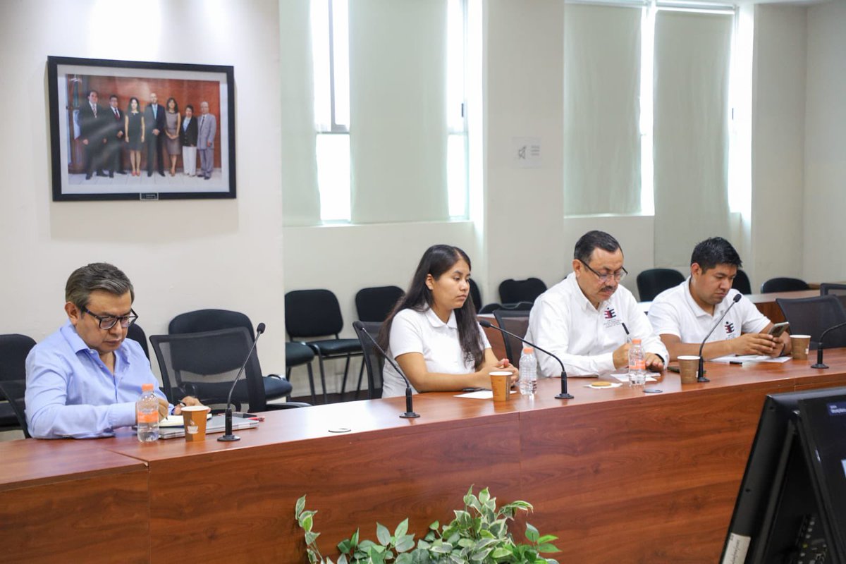 IEEPCO's tweet photo. 📄#IEEPCO realiza curso de capacitación “Claves para el Proceso Electoral del Poder Judicial Local: experiencias, retos y aprendizajes desde el OPLE de Veracruz”. Leer comunicado en https://t.co/qYvHZvCxNK https://t.co/ZQEPmYQwYk