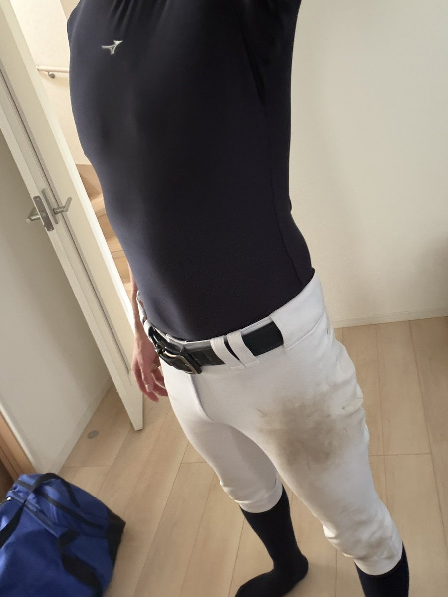 777Kassy's tweet photo. 終わって帰宅ー
今日は打撃練習の日でロングティーやったら皮剥けた😱
今からシャワーなので絆創膏二重で防御笑
明日はノースリーブにしようかなー
7分とどっちがいいかな https://t.co/owVbAPDNv9
