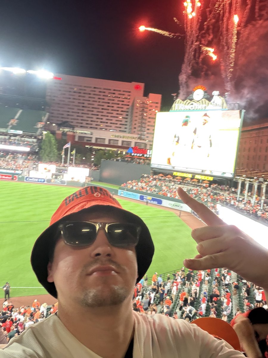 flynnsanity12's tweet photo. Another year, another Sloppy Floppy win https://t.co/Jfdb6wazsT