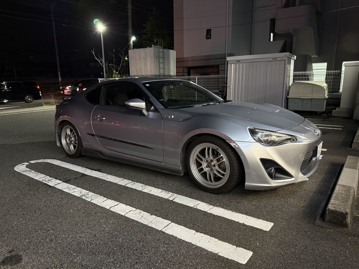 とりあえず納車してもらう前に車高調を組んでもらいました！ これから