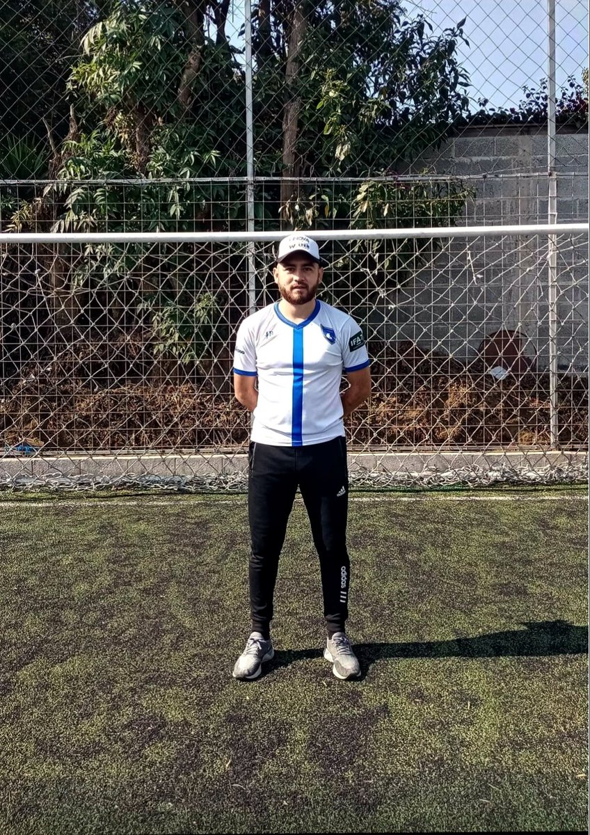 btatcher9's tweet photo. Rico hetero casado #rt https://t.co/rInK6M3I82