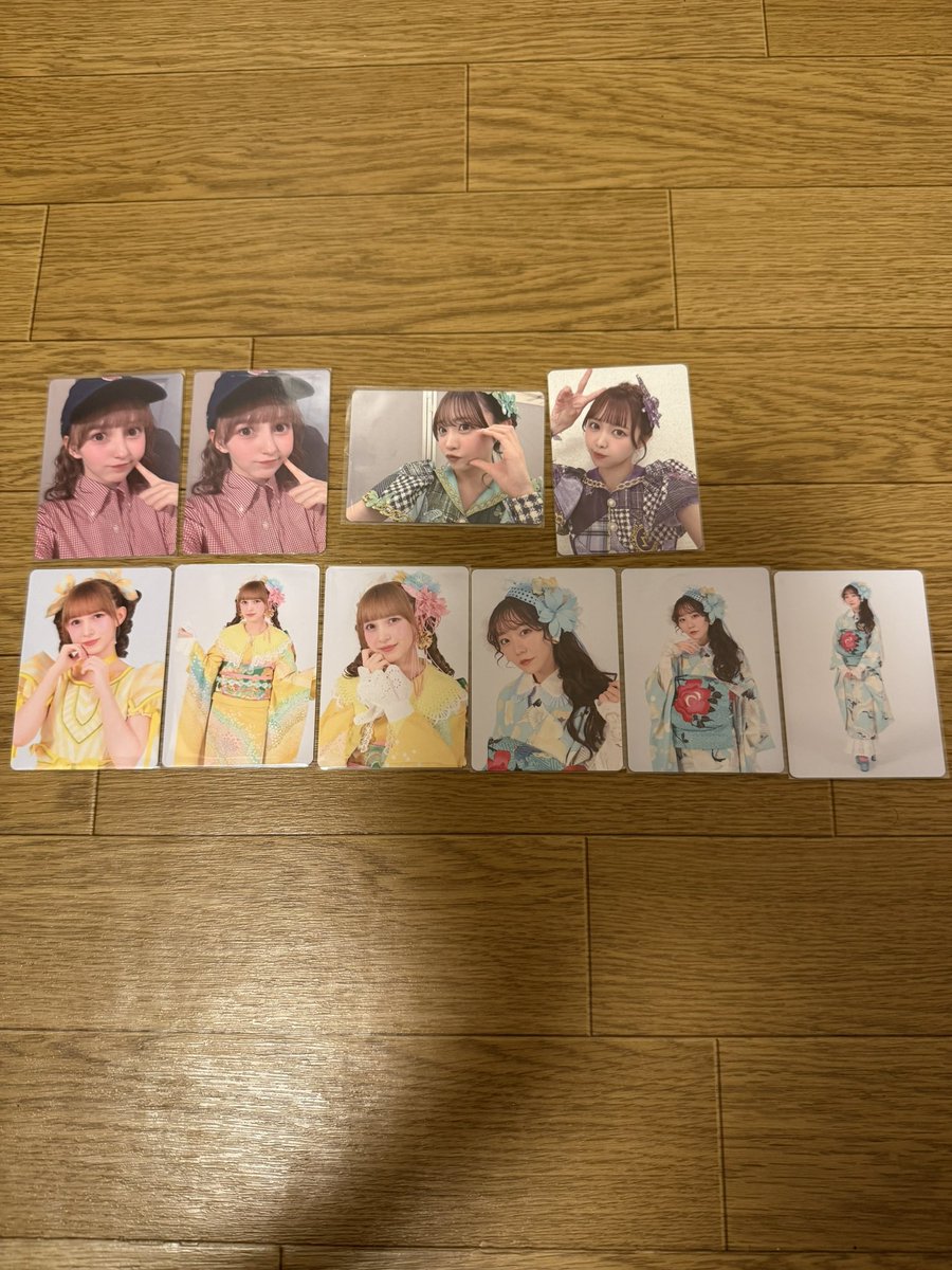 arm8701's tweet photo. グッズ整理のためお譲り先探しています

譲　画像のトレカ

求　買取(金額はALT)

本日ラボセいます

#ふるっぱー交換  #ふるっぱー譲
#きゃんちゅー交換  #きゃんちゅー譲
#すいすて交換  #すいすて譲
#きゅーすと交換  #きゅーすと譲
#もあすた交換  #もあすた譲 https://t.co/DyoARJ5qOK