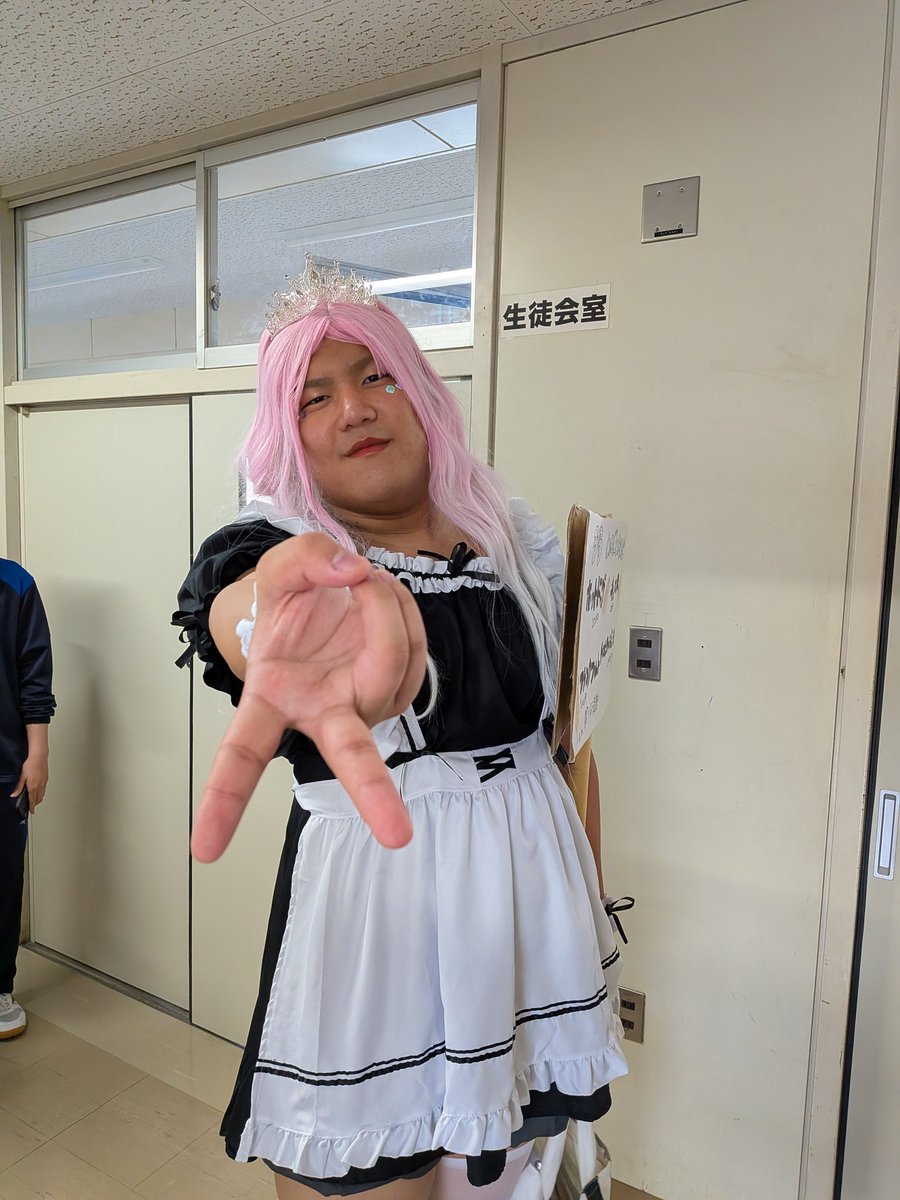 titutuki's tweet photo. 成長したアーリャ(180cm)❤ https://t.co/15cvM3ol62