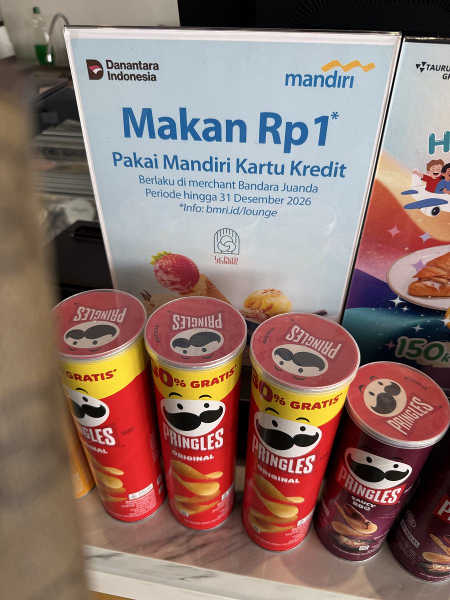 ewidyap88's tweet photo. @bankmandiri mandiri kalo bikin iklan yang bener masa harus cetak boarding pass kak? 
skrg serba digital dr citilink mau cek ij ga bisa

lokasi terminal juandaa https://t.co/Q1wUtJHW1H