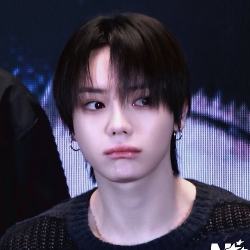 ohayull's tweet photo. yang hamil                                        yang pusing https://t.co/xzWLvEuBag