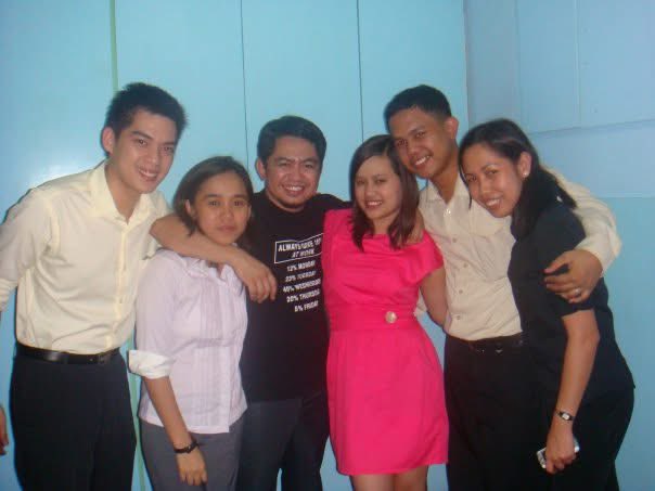 0elei0's tweet photo. Eighteen years later…

There were six of us, but one chose a different path.

From San Mig Lights to holy lights. 🍻➡️🙏

Never thought I’d be asking you for blessings instead of asking where the next Friday night inuman would be.

Always proud of you, Batchmate. https://t.co/fughATLjtr
