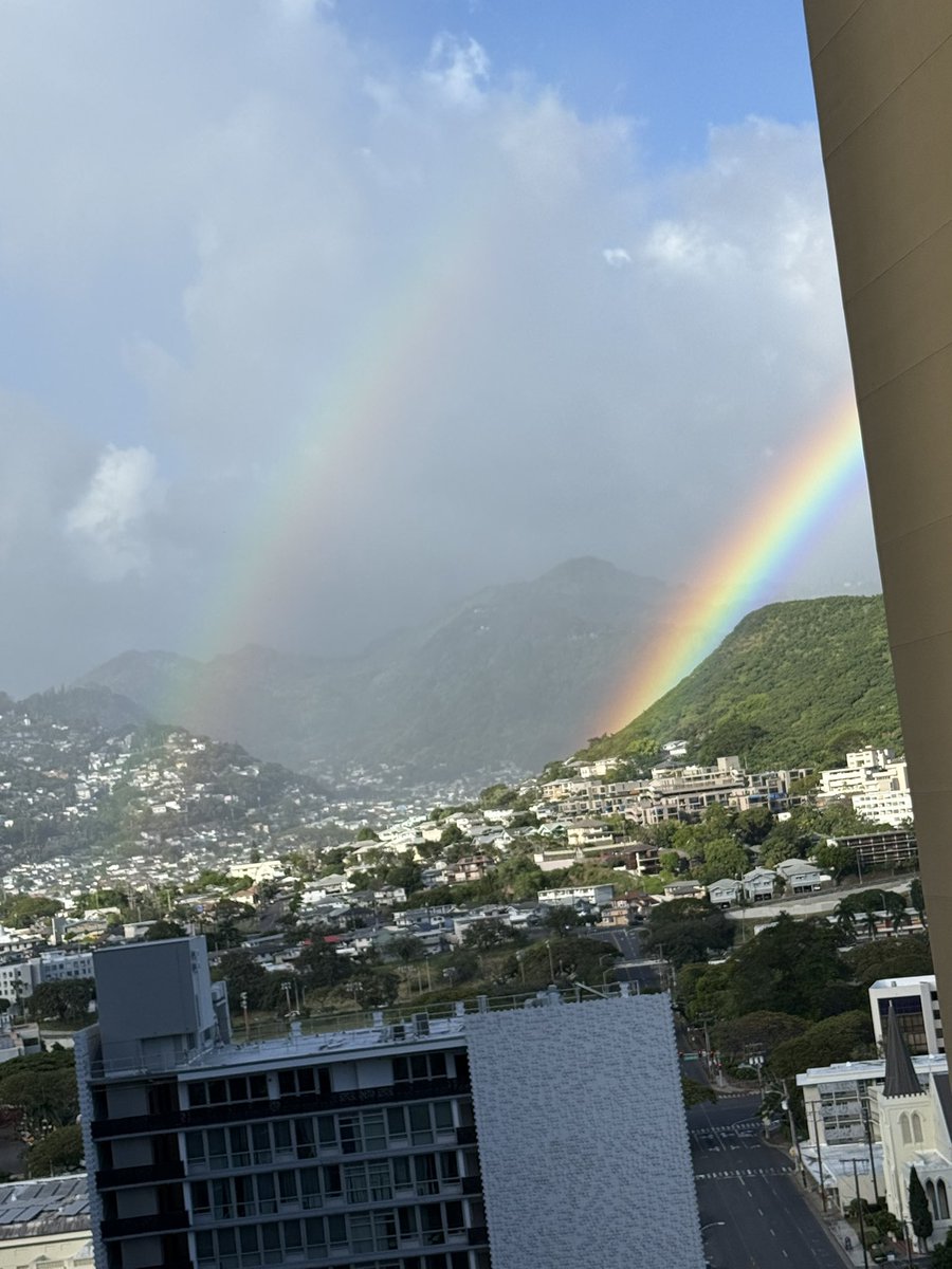 AzizAlAzz's tweet photo. Aloha O‘ahu https://t.co/ioLDUC86jQ