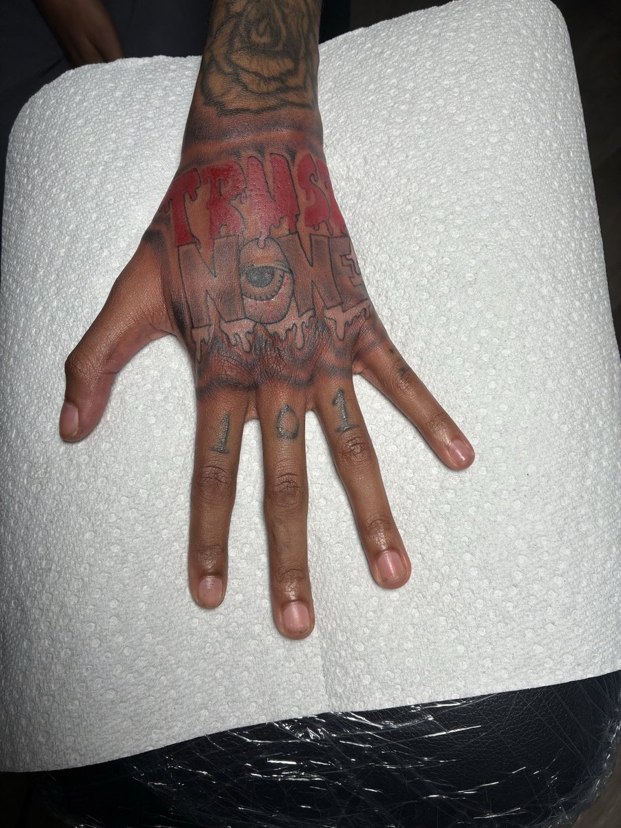 STINKAAAAAA's tweet photo. https://t.co/4BEV0rFs28