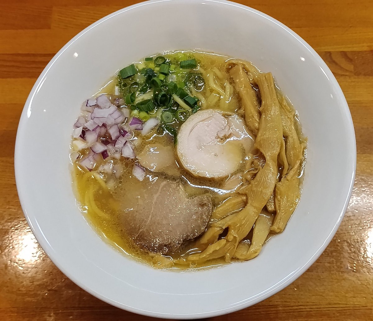 akidu_menya's tweet photo. おはようございます❗本日7/11(土)は昼のみ営業いたします✨

ミスジの特上レアチャーシュー丼今日で終わりそうです！
牛骨と丸鶏の白湯そばあります😊

よろしくお願いいたします🙇

#麺屋あきづ
#埼玉
#埼玉ラーメン
#上尾ラーメン
#牛骨ラーメン
#出前館
#Raプラス https://t.co/LPQ9ppHE1J
