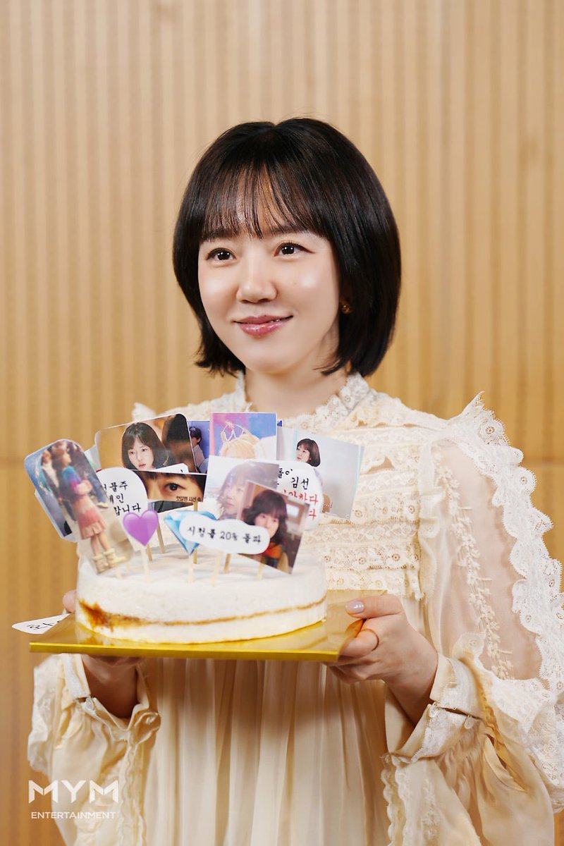 deersjl486's tweet photo. 해피 수정 데이🧡
#HAPPY_SOOJUNG_DAY
#임수정 배우의 생일을 축하합니다~! https://t.co/7RS7reEL6z