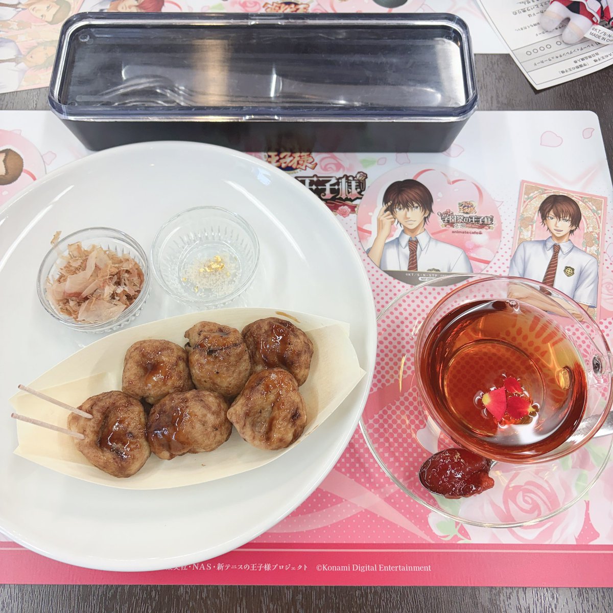 kayankee_'s tweet photo. コースターも入場特典もグッズも自引き女性になれてかなり良かった https://t.co/uw8QNWezH5