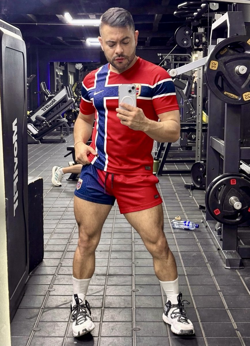 Andy Ransan💋 tweet media