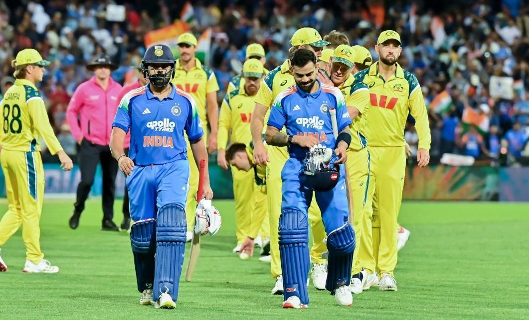 Vikas662005's tweet photo. 🚨 BIG UPDATES ON TEAM INDIA ODI SERIES VS ENGLAND 🚨 (TOI Sports) 

- Kl Rahul, Kuldeep, Gurnoor & Bumrah has arrived in Birmingham for ODI series. 
- Virat, Rohit & Gill have been all in London for ODI series. 
- Rohit had a couple of session at local clubs in London. 
- Virat Kohli is fully fit & he has been undergoing semi regular session at the Lord's.