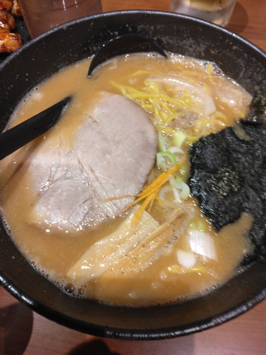 Ryotah414's tweet photo. うつ病学会・自殺予防学会、3日目の開始です🙇‍♂

昨日は一般演題が終わり、今日はPT・OTのための自殺予防研修会のワークショップです🙇‍♂
最後まで頑張ります！ https://t.co/iRBqcQVMv8