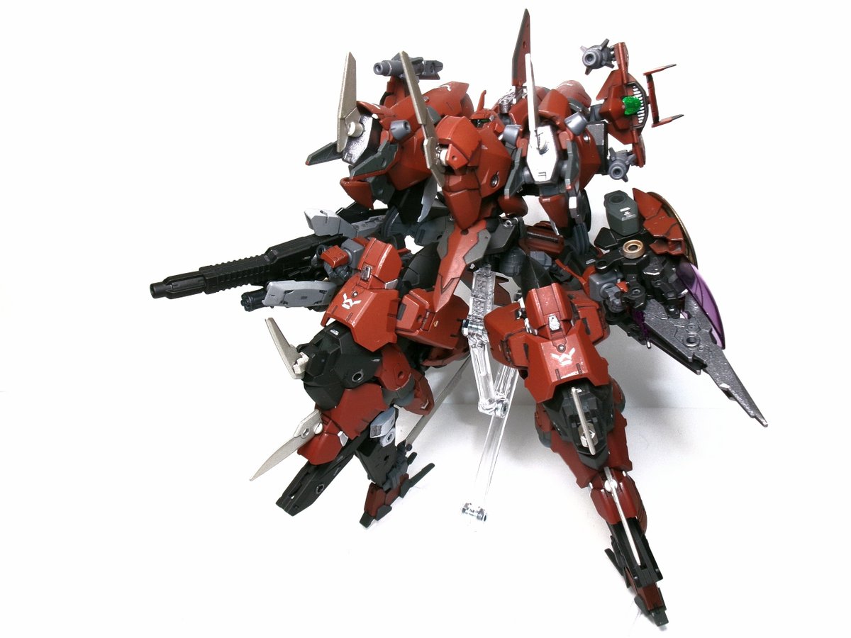 MNXSy1fupHiuflB's tweet photo. ヴェルデノヴァ・ローザ

クレーター制圧に投入された大型高機動機。無数のブースターからなる超スピードに加え全身のブレード型ECMと自律兵器で敵を翻弄し、ビームランチャーの一撃で沈めるのが常套手段。

#30MMCM2026 
#30MMBF https://t.co/YIipOpdXFg
