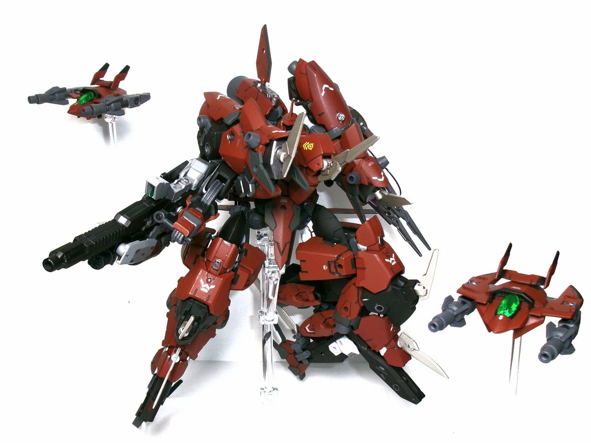 MNXSy1fupHiuflB's tweet photo. ヴェルデノヴァ・ローザ

クレーター制圧に投入された大型高機動機。無数のブースターからなる超スピードに加え全身のブレード型ECMと自律兵器で敵を翻弄し、ビームランチャーの一撃で沈めるのが常套手段。

#30MMCM2026 
#30MMBF https://t.co/YIipOpdXFg