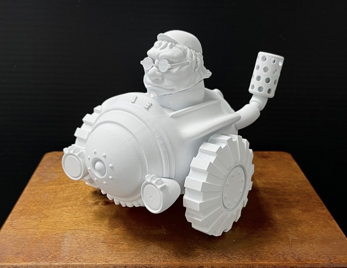 ZrameW's tweet photo. 「トーキョーオジサン　なぞのマシーン1号」
オシャレなフィギュア、トーキョーオジサン。
なぞのマシーンシリーズは使用目的が謎の乗り物です。操縦者が目的をつくるのです。
ワンフェス2026夏　ZRAME卓番3-22-14にアメちゃんと参加します。
#wf2026   #tokyo #ワンフェス2026 https://t.co/KSR4CeFEaB