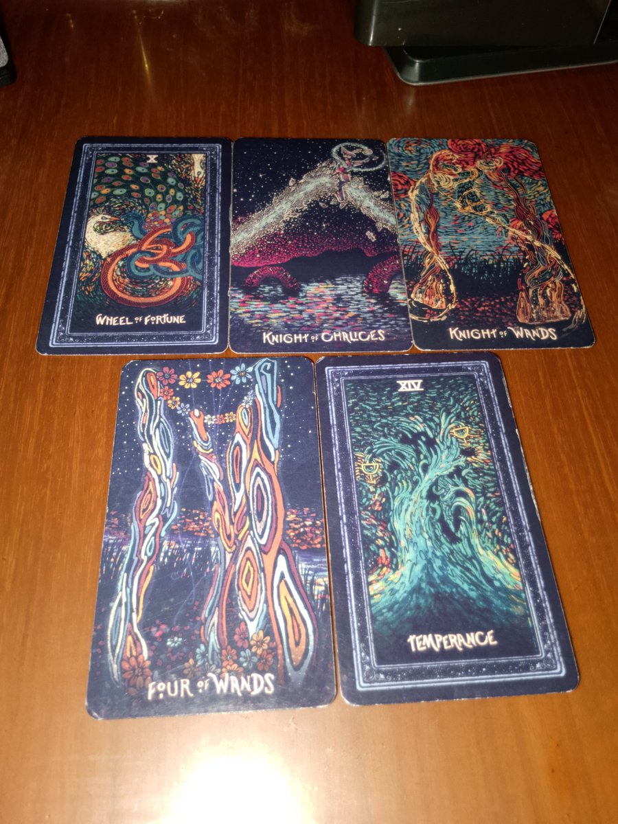 Cathéa Starieth — Tarot Reading . tweet media