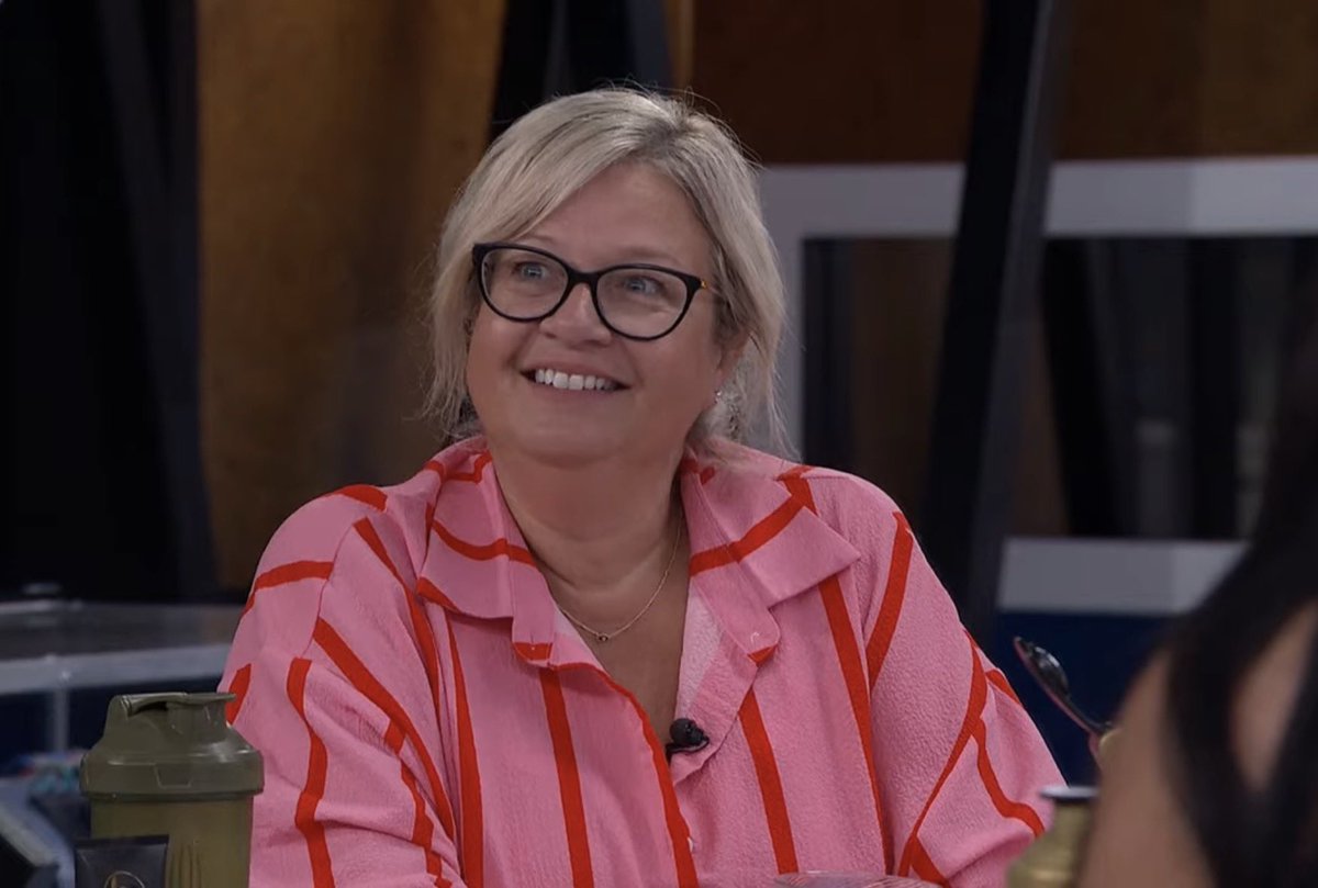 koovisa's tweet photo. she looks so happy i missed her on my screen #bb28 https://t.co/zN4P7Ya0Ii