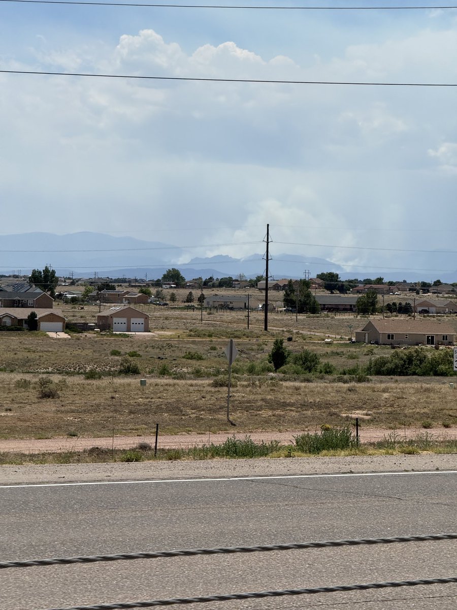 KoughTyler's tweet photo. @TornadoTimmy Aspen Fire on Wednesday https://t.co/X3qdQ8Rgqf
