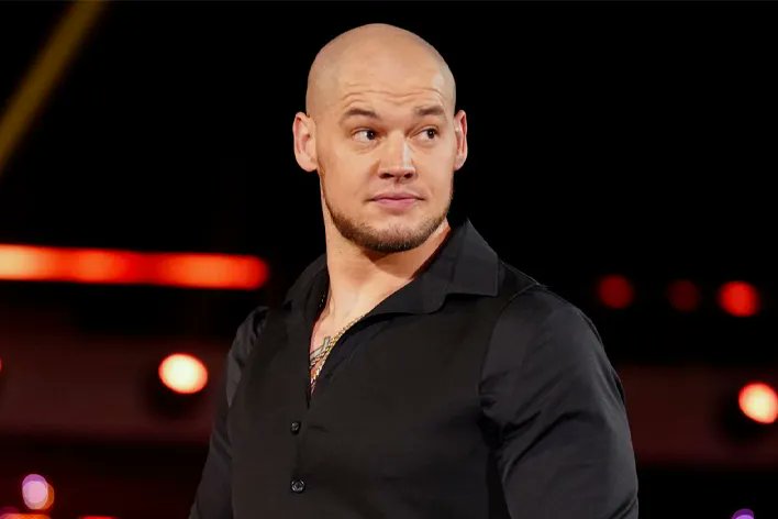 WrestlingWCC's tweet photo. Baron Corbin has returned to WWE 🔥 https://t.co/TBF5bVGqbu