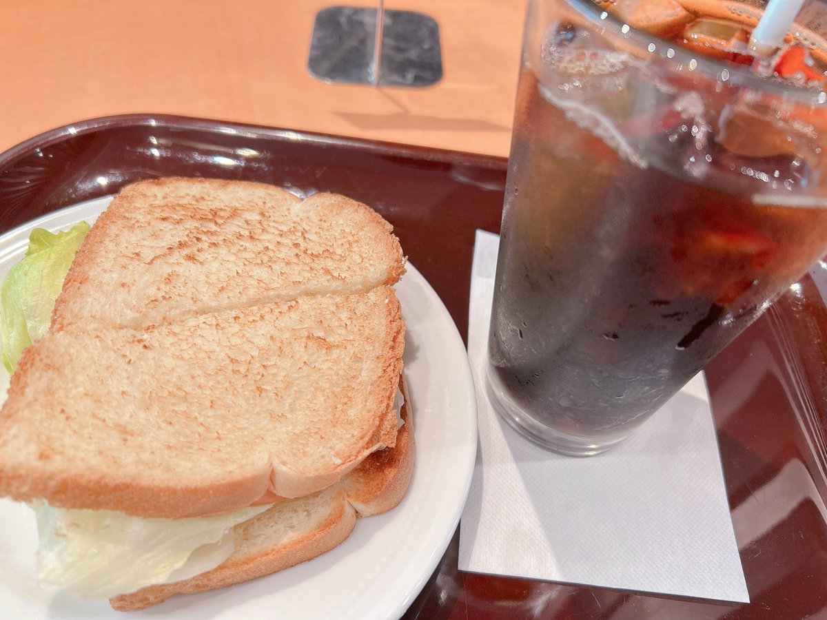 r4_170's tweet photo. 珍しく優雅な朝を過ごした https://t.co/7rl6LkOnsp