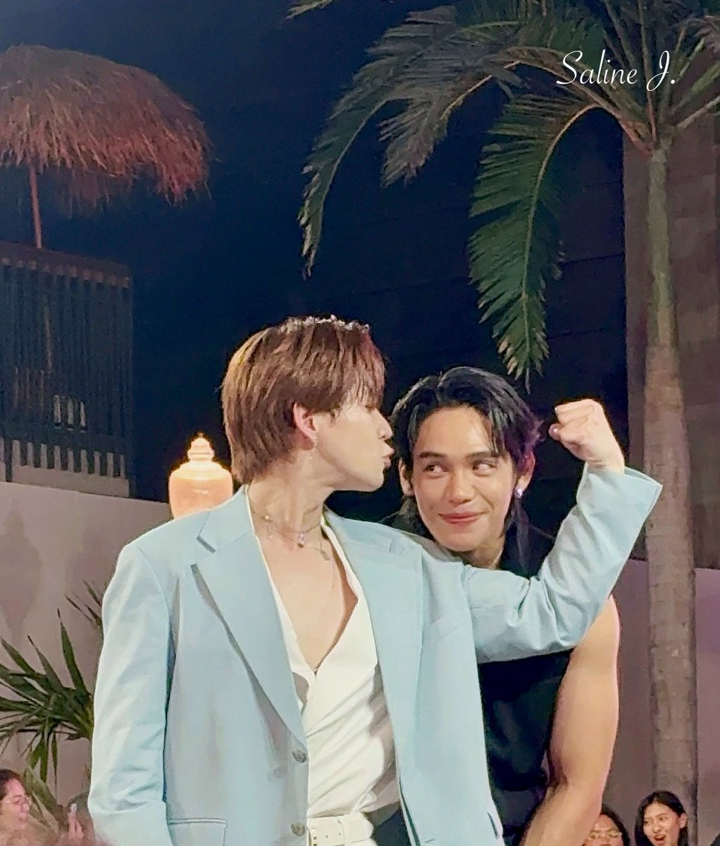 parkyeonin's tweet photo. เอ็นดูไม่ไหวว 😘💪🏼
#CelestialEnchantmentOfHONAHLEE
#HONAHLEExBeverTonliewNgernOat
#ngernnn #bbeverpj https://t.co/xsLtRavyyX