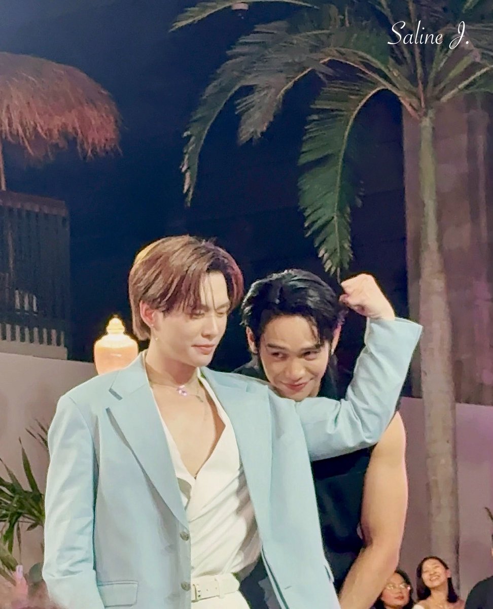 parkyeonin's tweet photo. เอ็นดูไม่ไหวว 😘💪🏼
#CelestialEnchantmentOfHONAHLEE
#HONAHLEExBeverTonliewNgernOat
#ngernnn #bbeverpj https://t.co/xsLtRavyyX