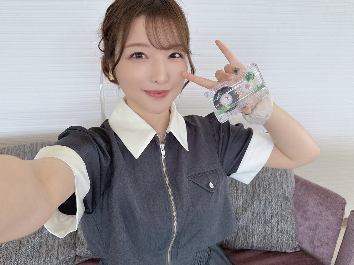 MISUZU_zip's tweet photo. ゲーム『カセットボーイ』のカセットテープ！
懐かしい&amp;可愛くて買っちゃったー！！デジタルでも聴けるコード付きで安心！w

見ていないものは存在しないシュレディンガーシステム…！

#OGF2026 https://t.co/xjj4saEWTT