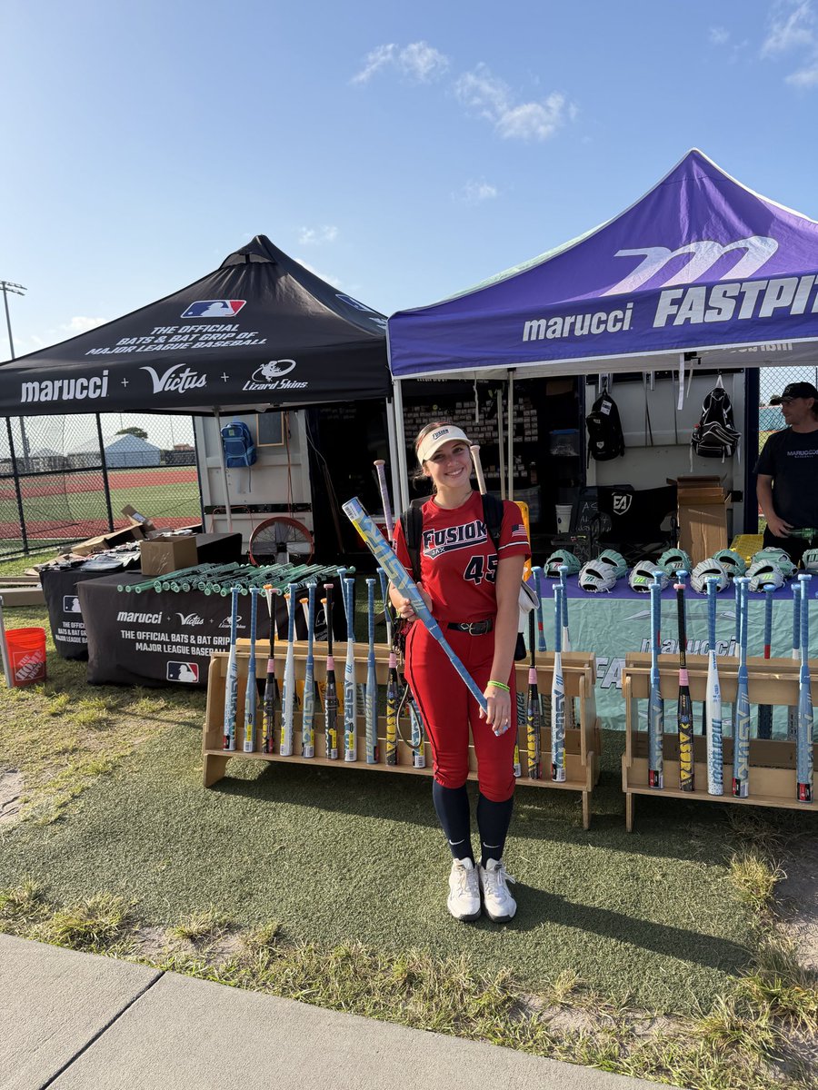 TaigenLeBel29's tweet photo. Thank you @MarucciSports for sending over a brand new Asura Rise bat for me to demo during Game 1 of Power50. 
Leaving day 1 with the first 2027 Asura Rise. 
This bat releases 7•15•26 
Let’s goooo! 🥎

@USSSAFastpitch @SBRRetweets @d1vision_sb @JaxFusion @TOP_D1RECRUITS @CoastRecruits @TheeSBReport @fastpitchwatch