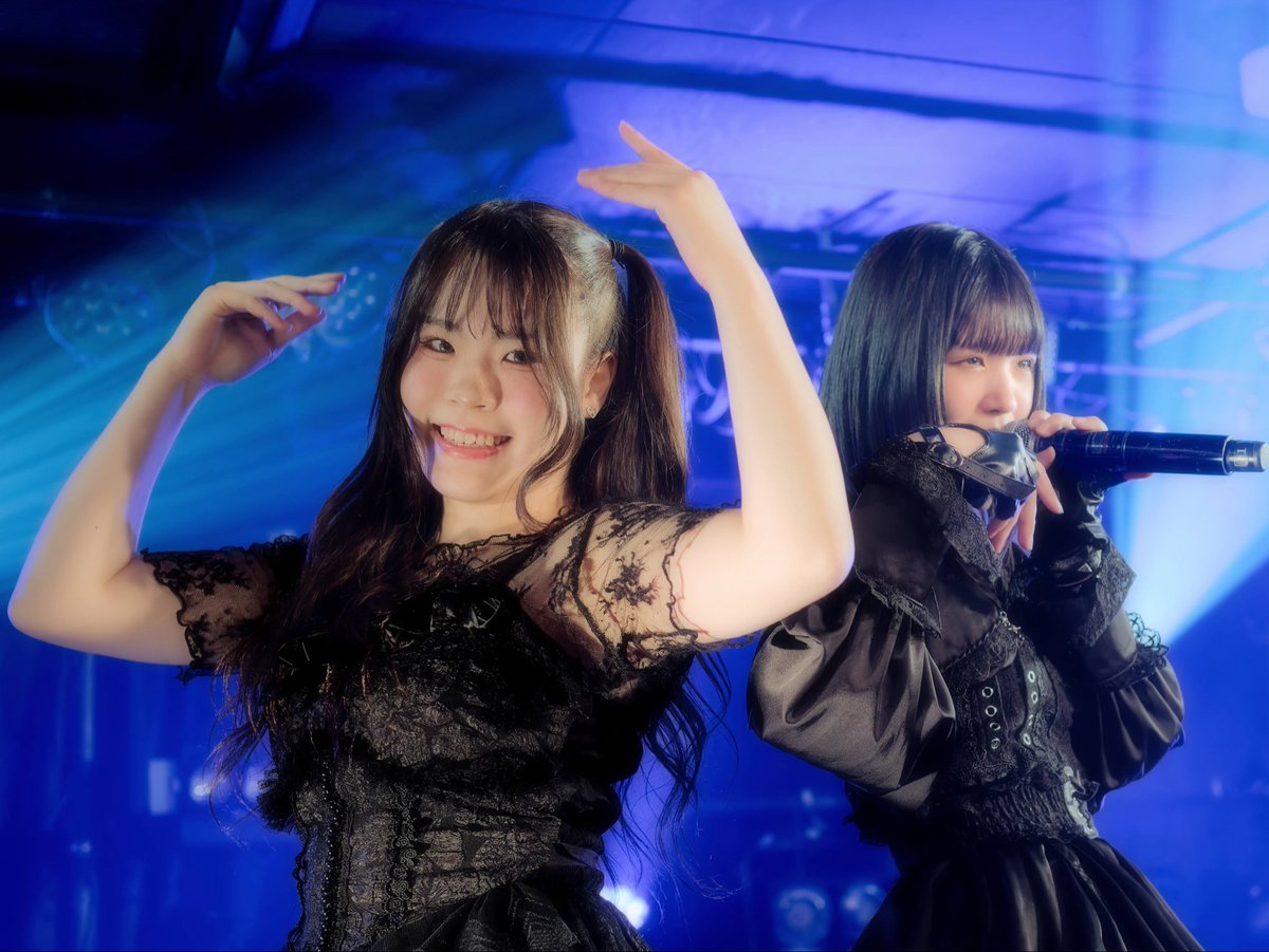 tomowithfk7's tweet photo. 絆をつなぐメロディー
Live alive ♬⋆.˚𝄢⋆.ೃ࿔*:・
@gekidana_kizuna
#にえぴちゃん
#雪桃ステージ #stageperformance #ファインダー越しの私の世界 https://t.co/AVAvIaMQgo
