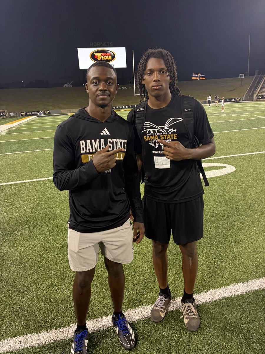 n_simms11's tweet photo. I had a great time competing at @BamaStateFB prospect camp @coachjcarrtmb @coachjcarrtmb @_MrJns @Coach_Plair @TOODLEBOYS https://t.co/jKeEnbCZOz