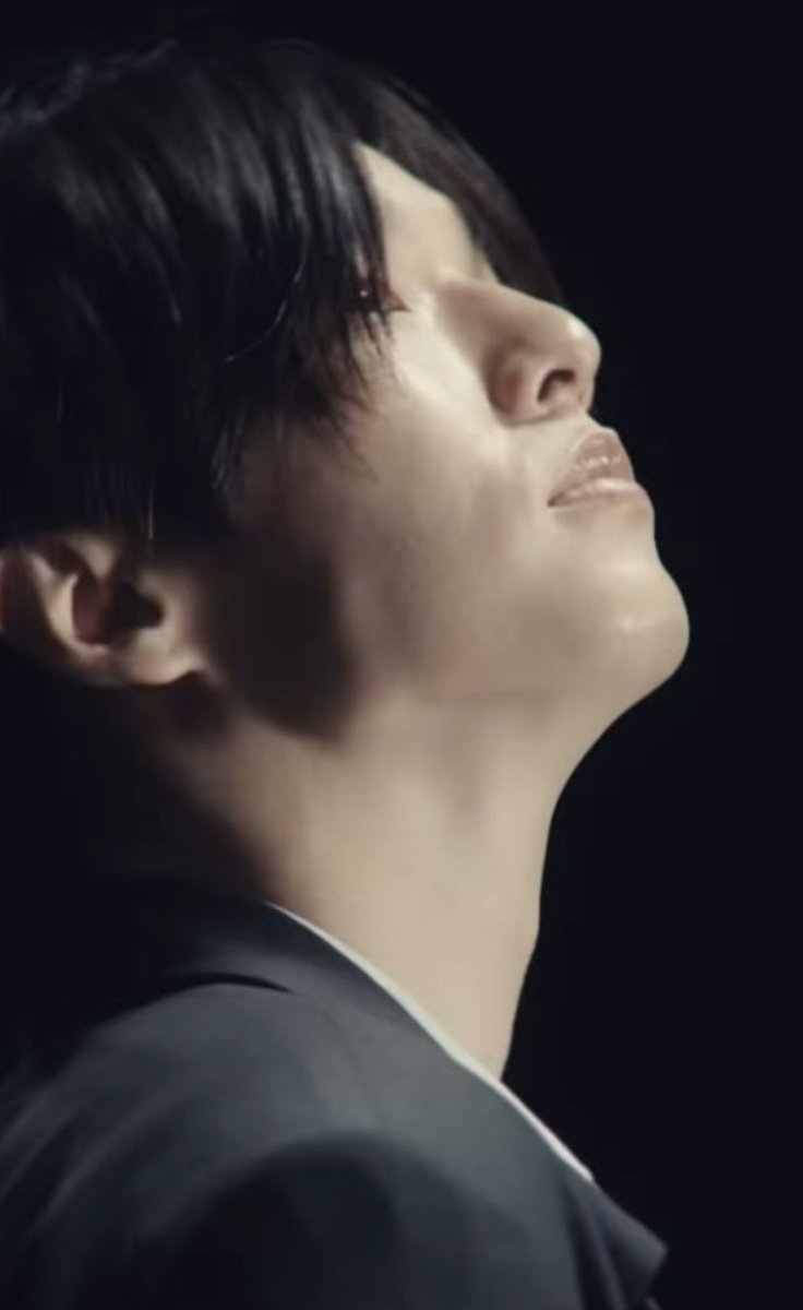 wallfloxer's tweet photo. 남자가돌아왓다 https://t.co/baFfM8ukXC