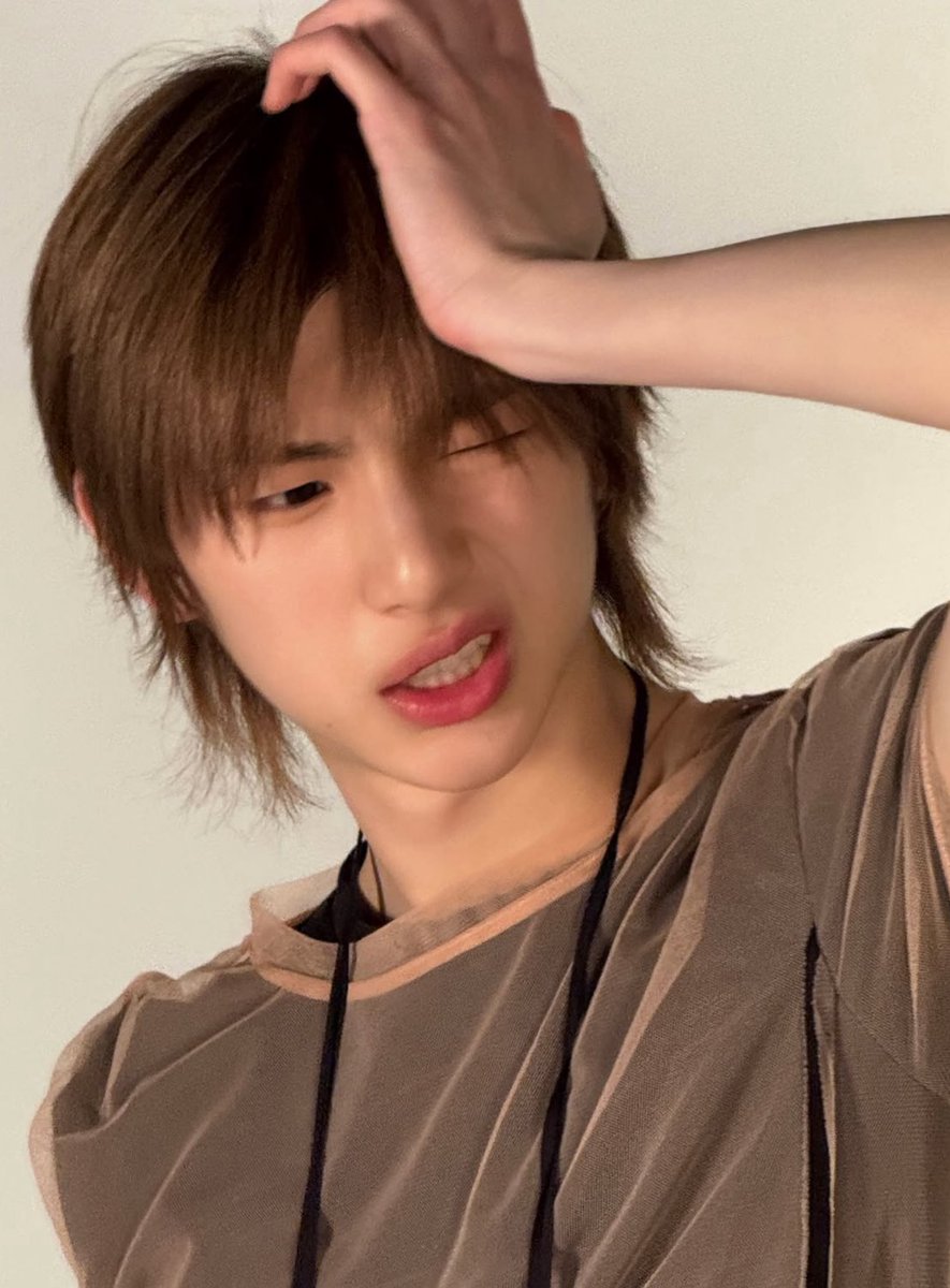 Marboiiyeah's tweet photo. ชอบแยกเขี้ยวดีนัก ไหนดูสิ้ (˵◝ ⩊  ◜˵マ 🎀♡♡♡ https://t.co/WuVQFgRSrO