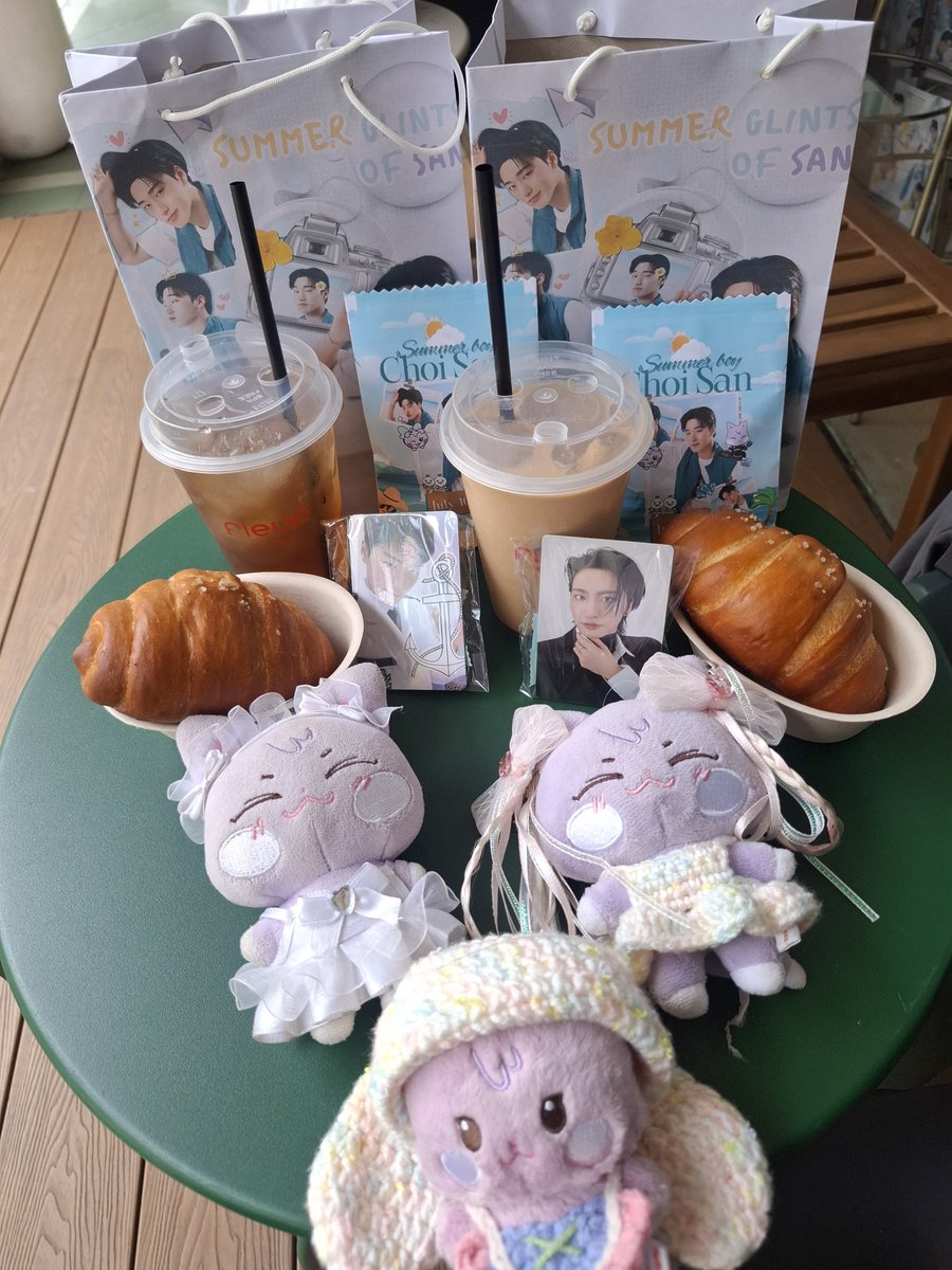 blushedjoong's tweet photo. Perkumpulan miong 🐈

#SummerGlintsofSan
#UltimateBiasChoiSan #최산
#천년동안_함께할_산이_생일축하해 https://t.co/Fji5ieqLZT