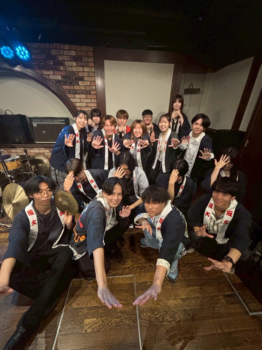 NewWaveJO's tweet photo. 7/5(日) 同阪対バン @元町Always でした！

来てくださった皆様、The Third Herd Orchestra の皆様、元町Always の皆様、ありがとうございました！！ https://t.co/XGaCQHKFkc