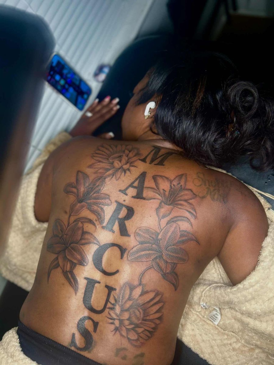 layxsnv's tweet photo. now ion mind tatting a name but you did too much boo 😭😭 https://t.co/d23RBN5iJU