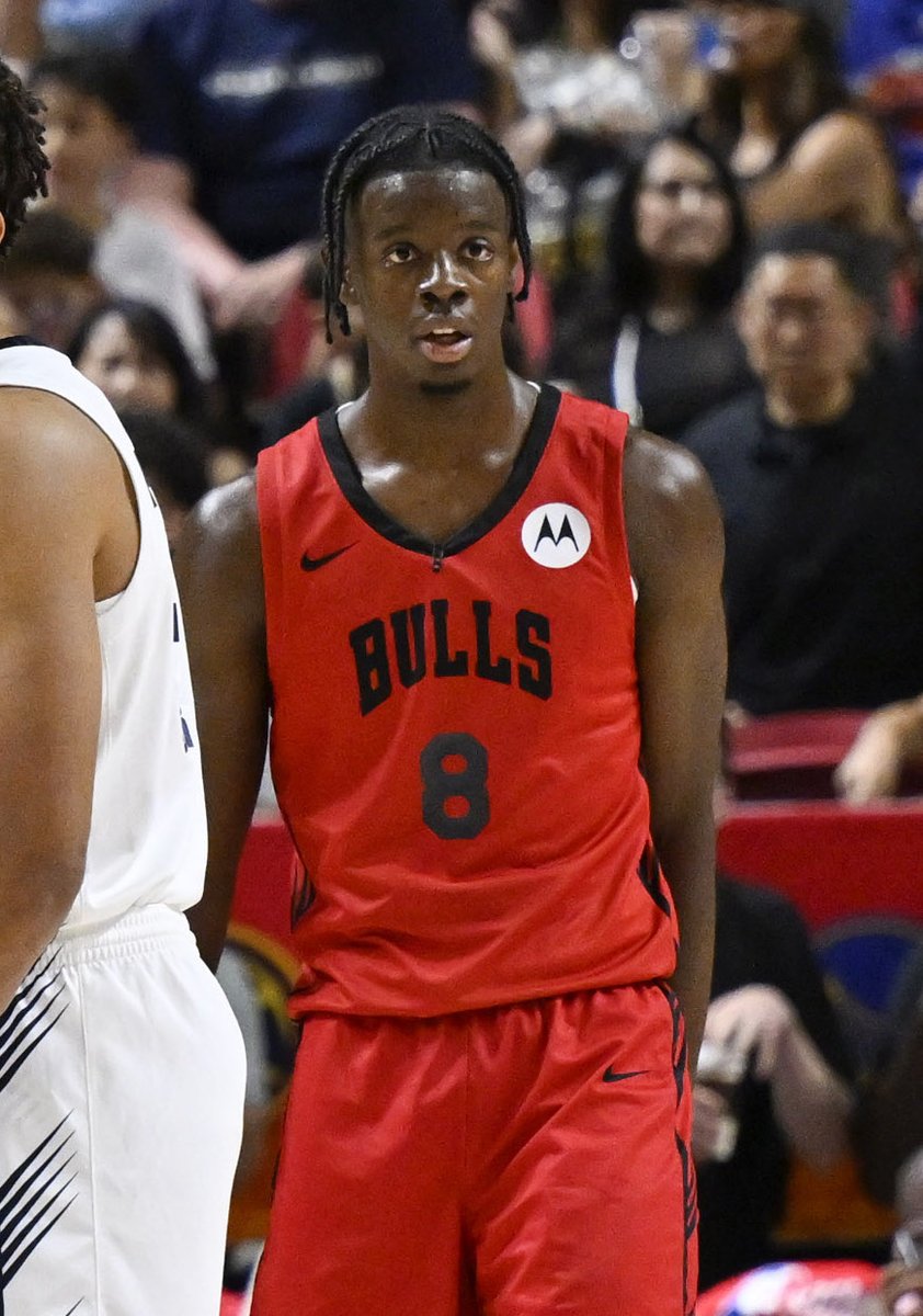 BleacherReport's tweet photo. CALEB WILSON IS A HOOPER ⭐️

35 PTS
12-21 FG
7-11 3FG
5 REB
3 BLK
2 STL

MOST POINTS EVER IN A SUMMER LEAGUE DEBUT 🔥 https://t.co/cUKSs05W4c