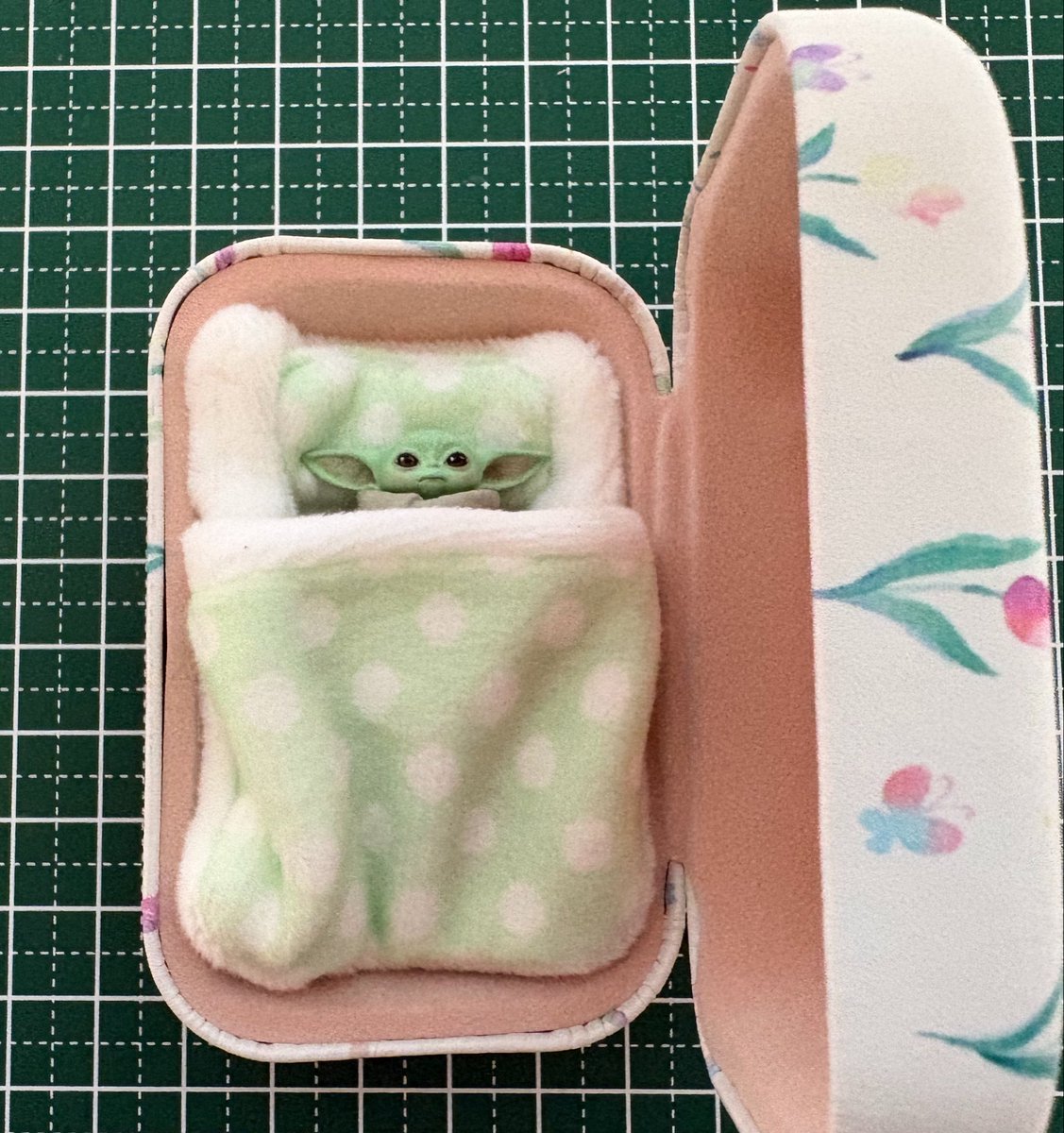 baby_manta2021's tweet photo. うちの子のこの可愛さを見て。
本当赤ちゃん🍼 https://t.co/9ZJVdnggLr