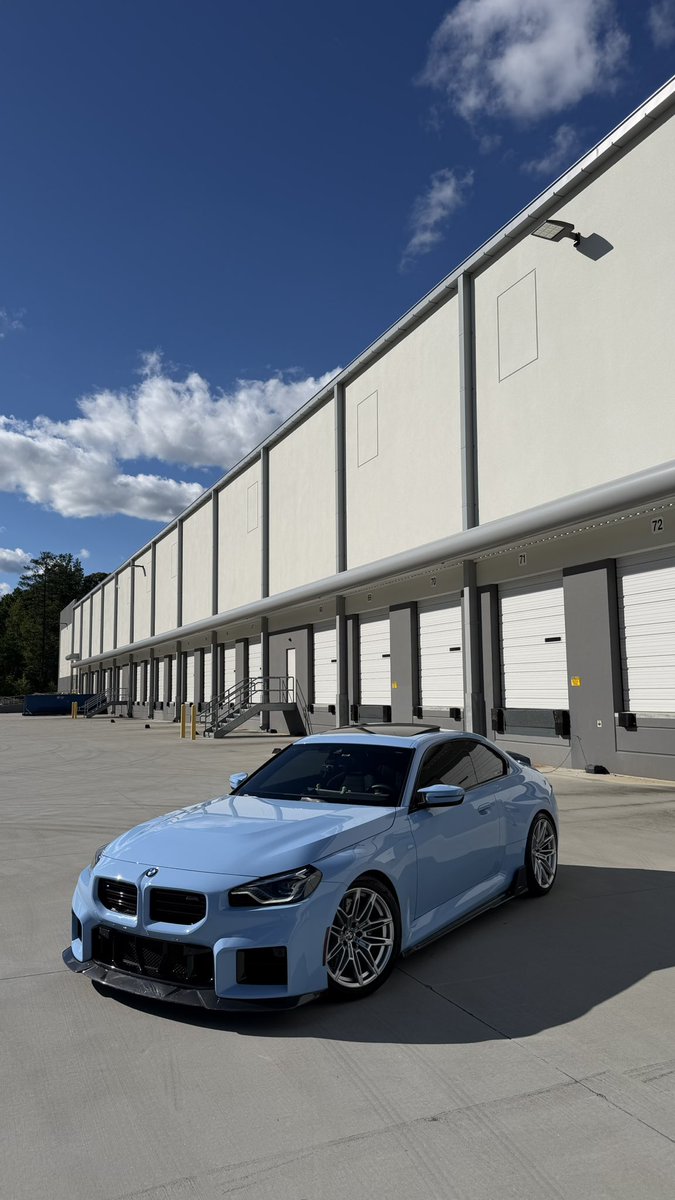 tfuckingy's tweet photo. What a fucking car https://t.co/4J36dSyfXA
