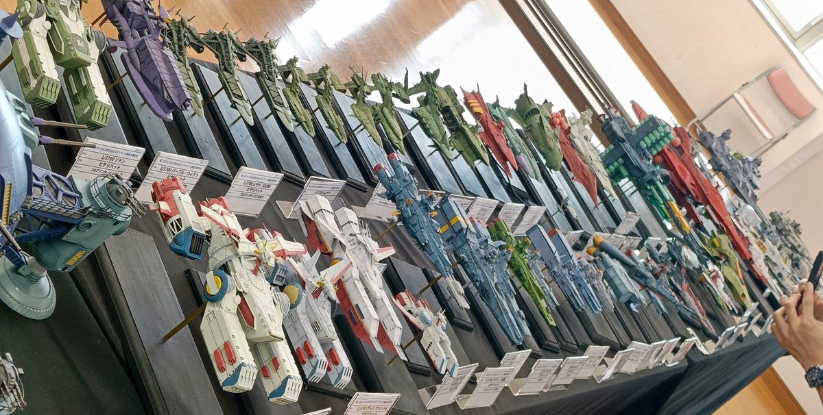 hearyhat's tweet photo. #マ艦展2
やっと展示終わりました！
マジで圧巻です！！！
本日北千住で18時までやってます! https://t.co/Xb6VOmuK9R